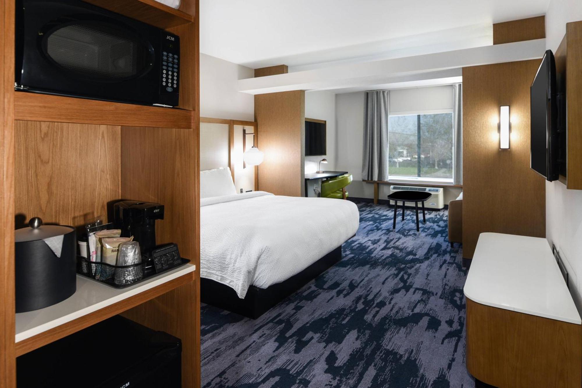 Fairfield Inn & Suites Ontario Rancho Cucamonga Dış mekan fotoğraf