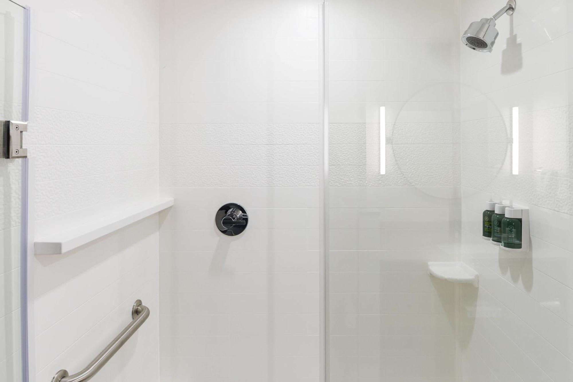 Fairfield Inn & Suites Ontario Rancho Cucamonga Dış mekan fotoğraf