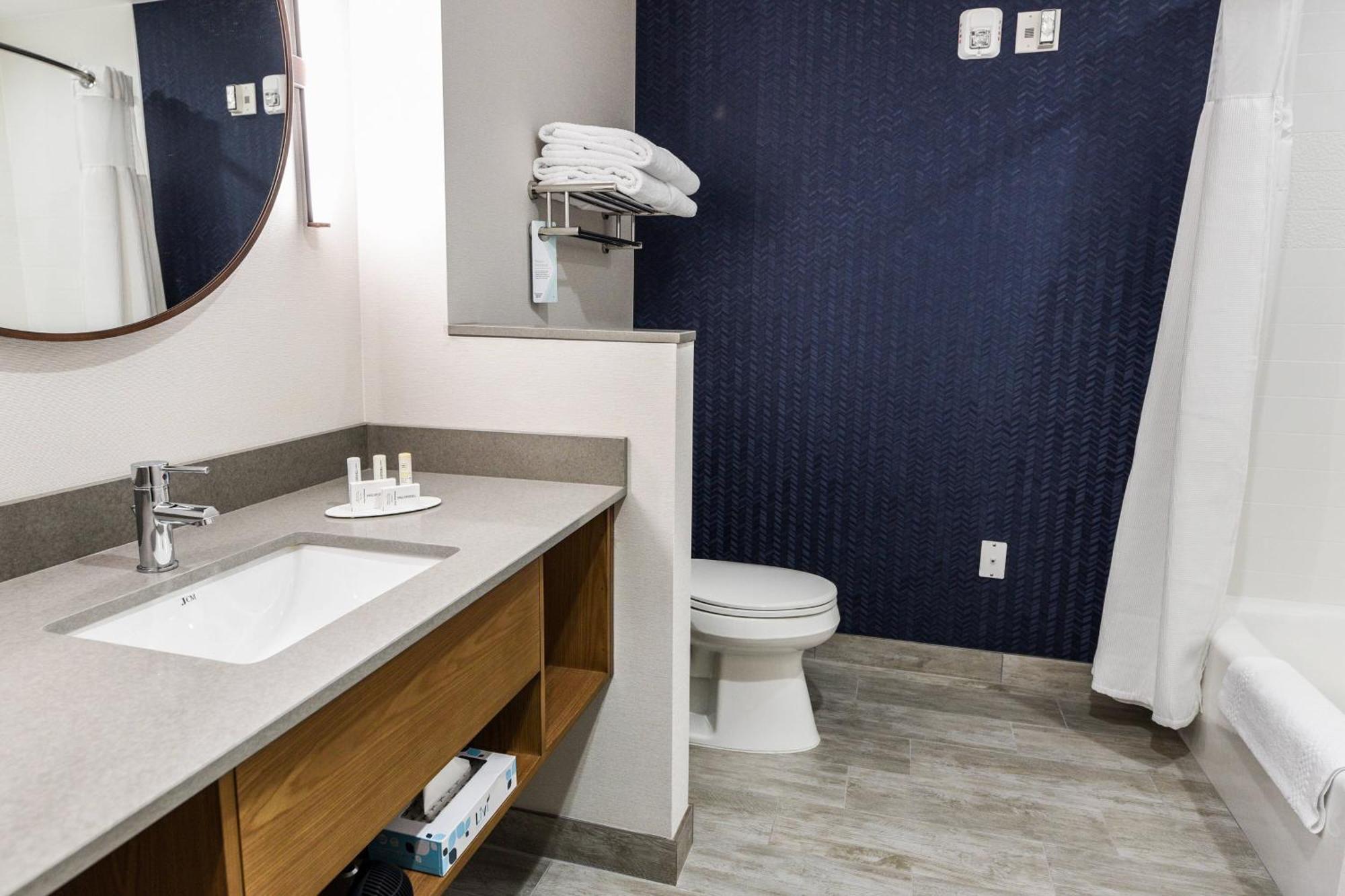 Fairfield Inn & Suites Ontario Rancho Cucamonga Dış mekan fotoğraf