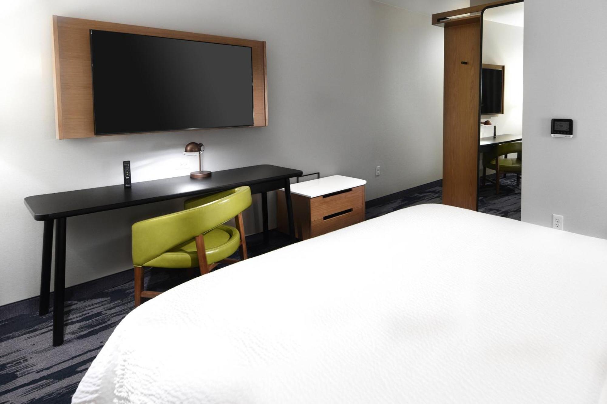 Fairfield Inn & Suites Ontario Rancho Cucamonga Dış mekan fotoğraf