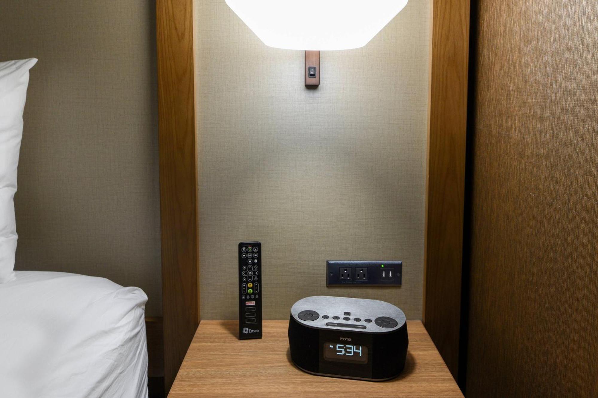 Fairfield Inn & Suites Ontario Rancho Cucamonga Dış mekan fotoğraf