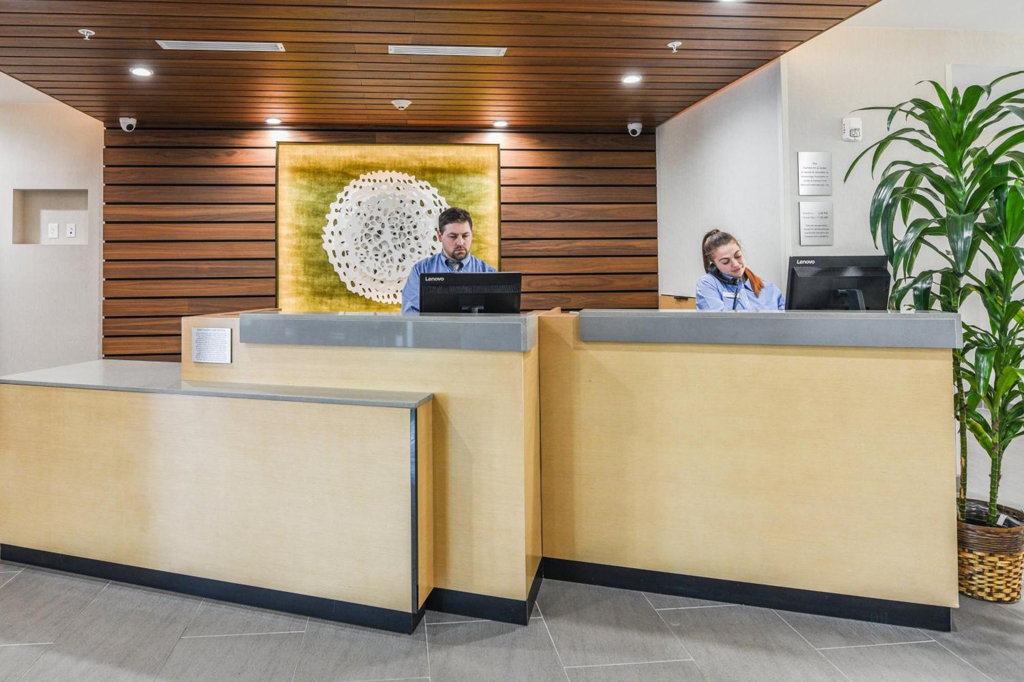 Fairfield Inn & Suites Ontario Rancho Cucamonga Dış mekan fotoğraf